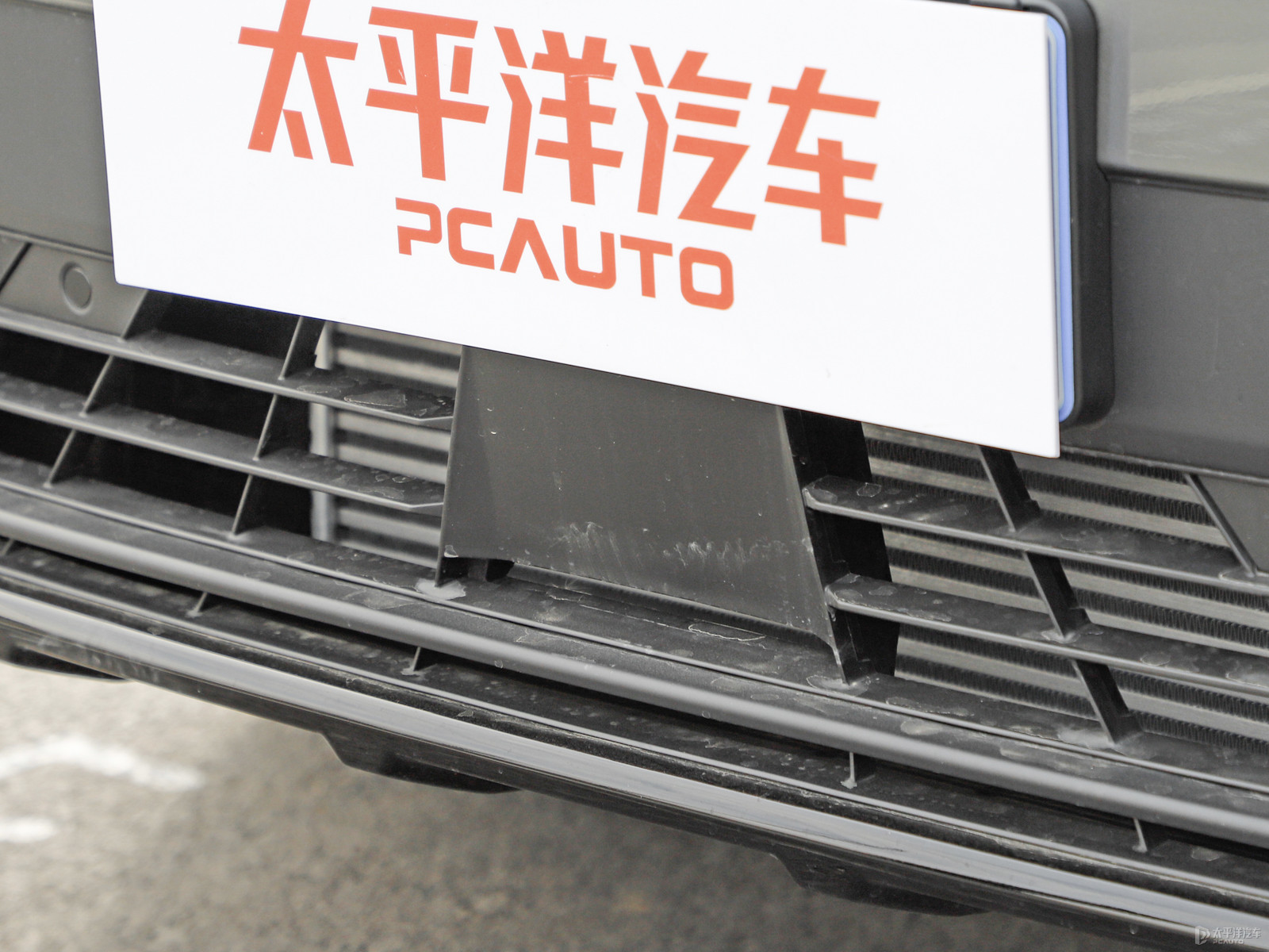 領克01外觀高清大圖