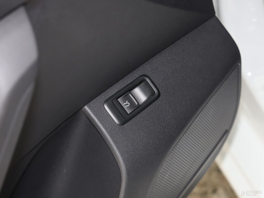 極地白捷達(dá)VA3車廂內(nèi)飾圖片