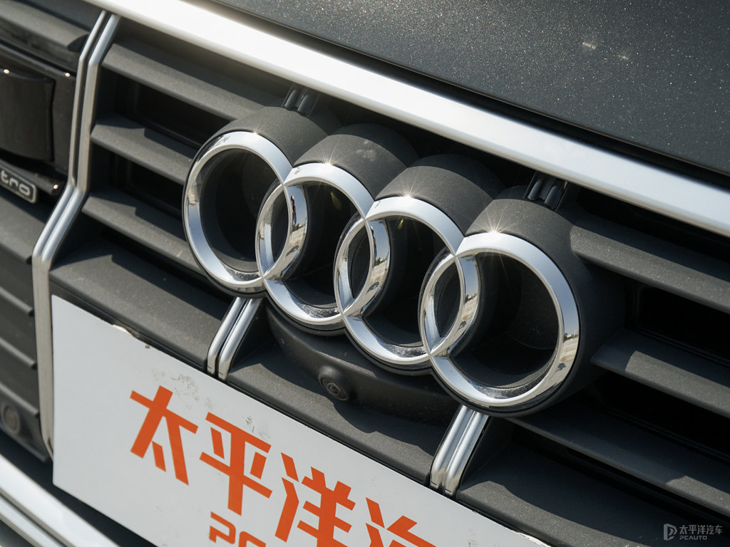 維蘇威灰奧迪A6(進(jìn)口)車頭外觀圖片