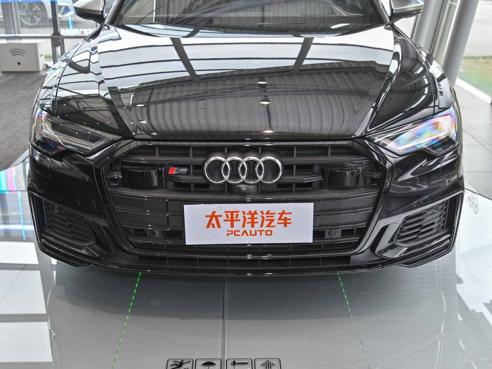 奧迪S6外觀高清大圖