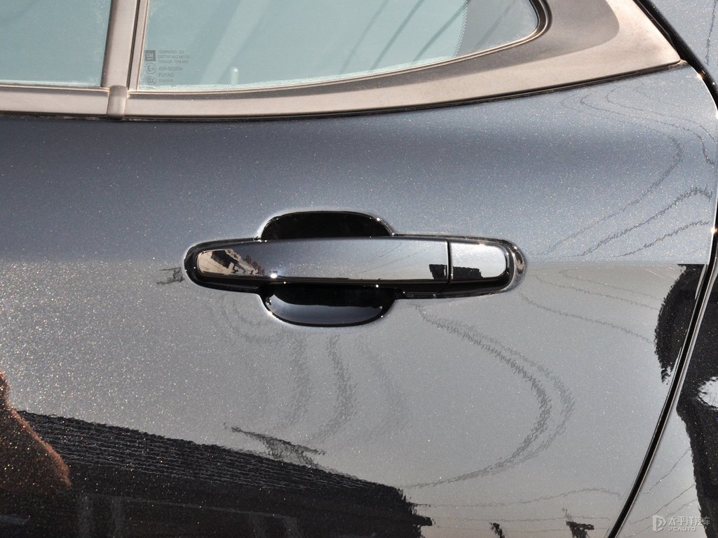 極夜黑探界者車(chē)身外觀圖片