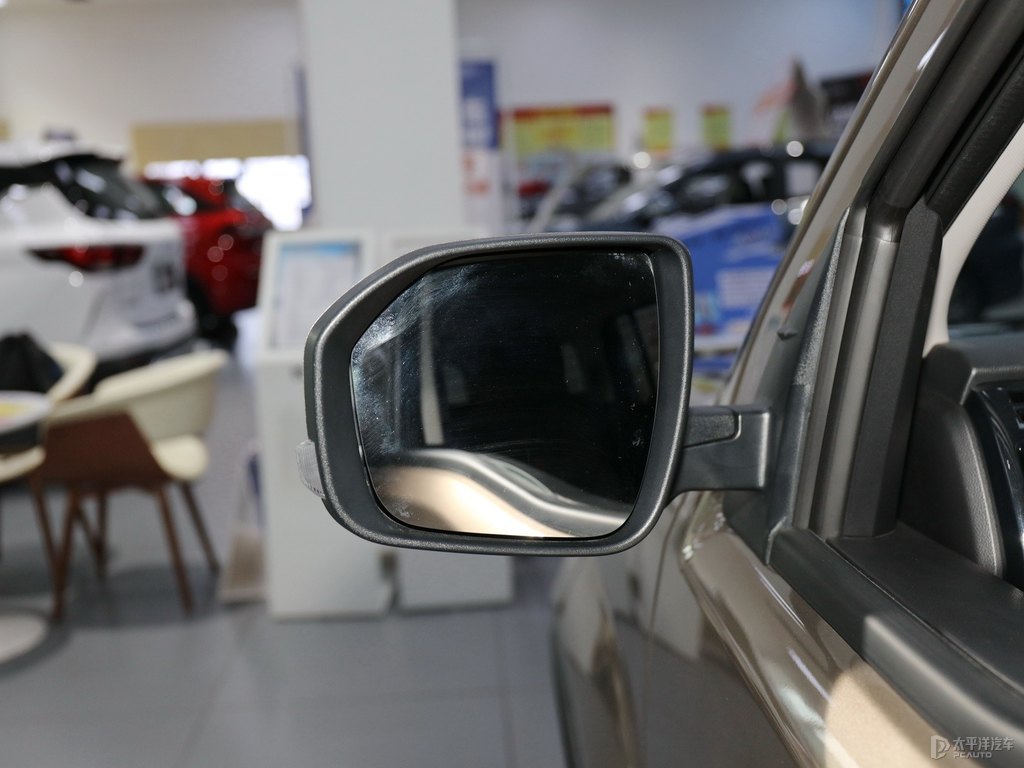凱庫(kù)拉棕長(zhǎng)安歐尚X70A車身外觀圖片