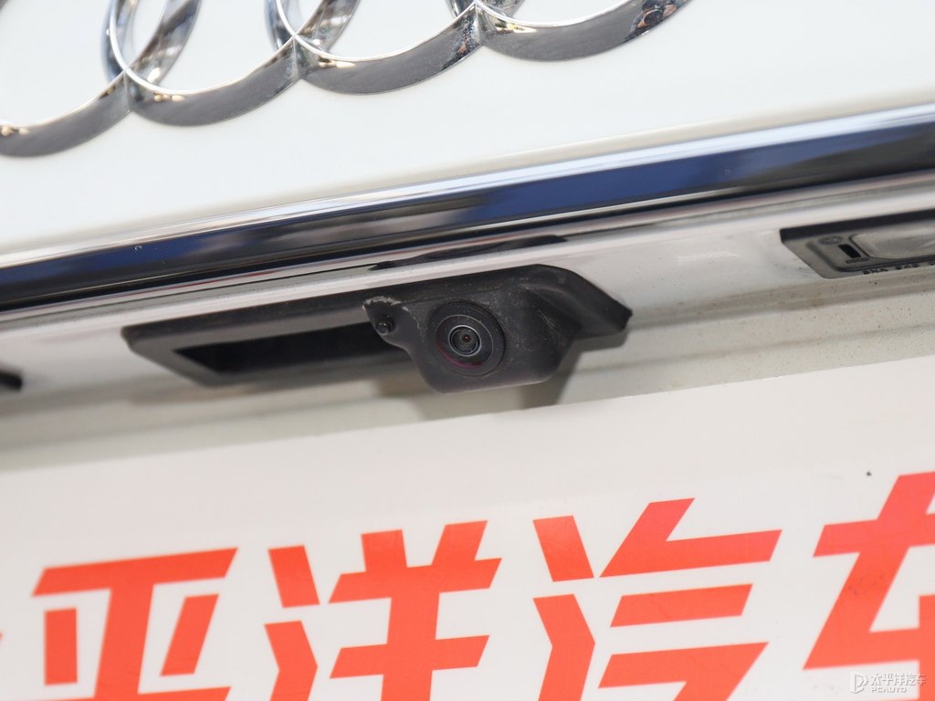 朱鷺白奧迪A6(進(jìn)口)車尾外觀圖片