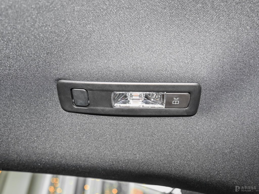 銥銀色奔馳A級(進(jìn)口)車廂內(nèi)飾圖片