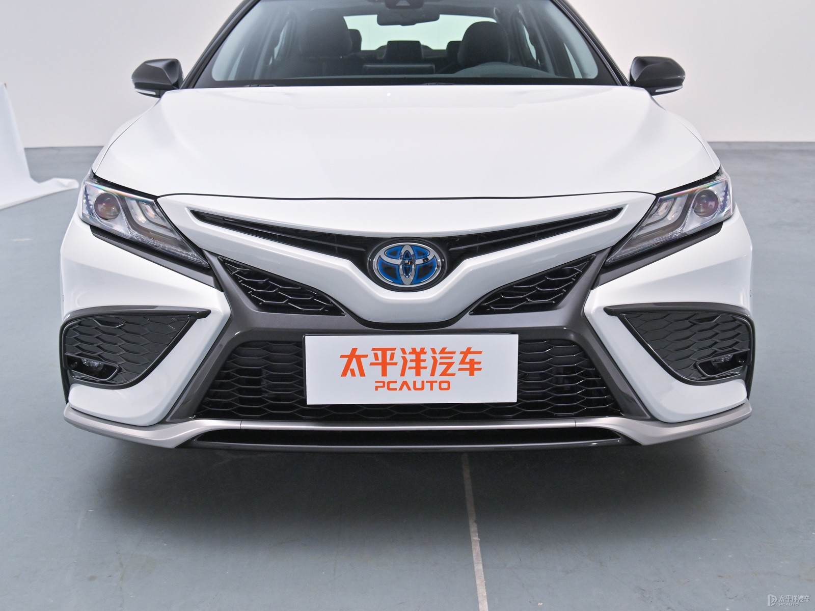 凱美瑞外觀高清大圖