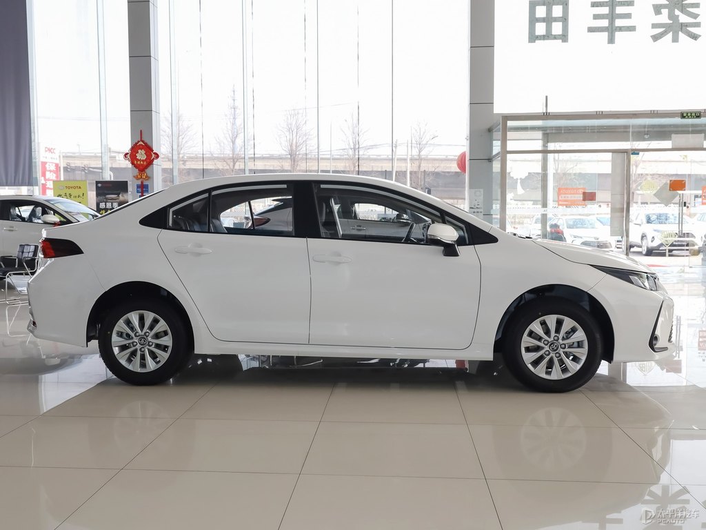 珍珠白卡羅拉整車外觀外觀圖片