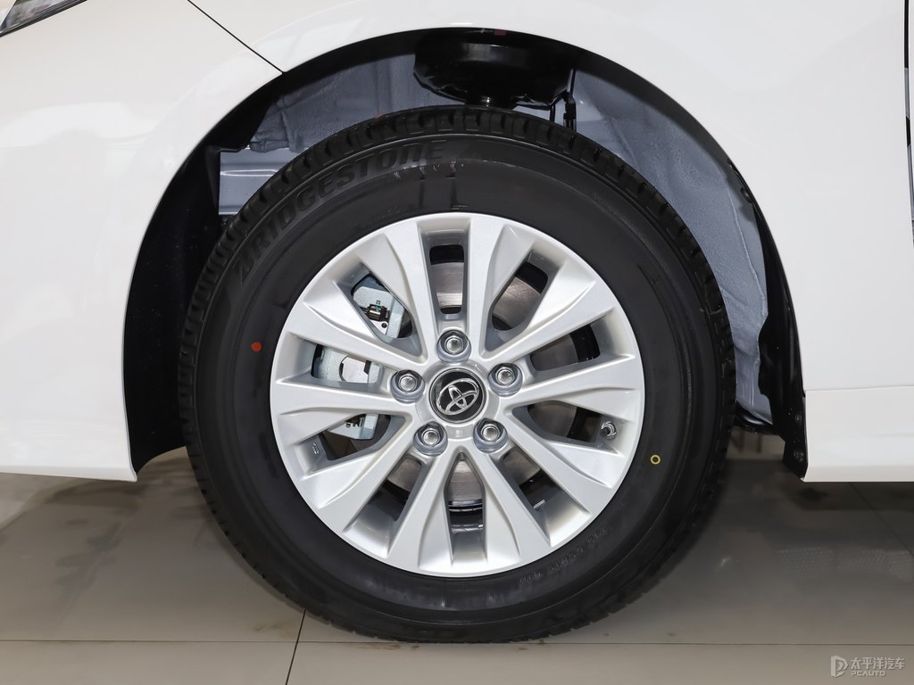 珍珠白卡羅拉車身外觀圖片