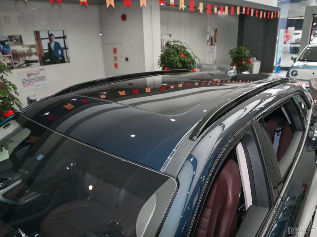 夢(mèng)幻藍(lán)魏牌 VV7車身外觀圖片