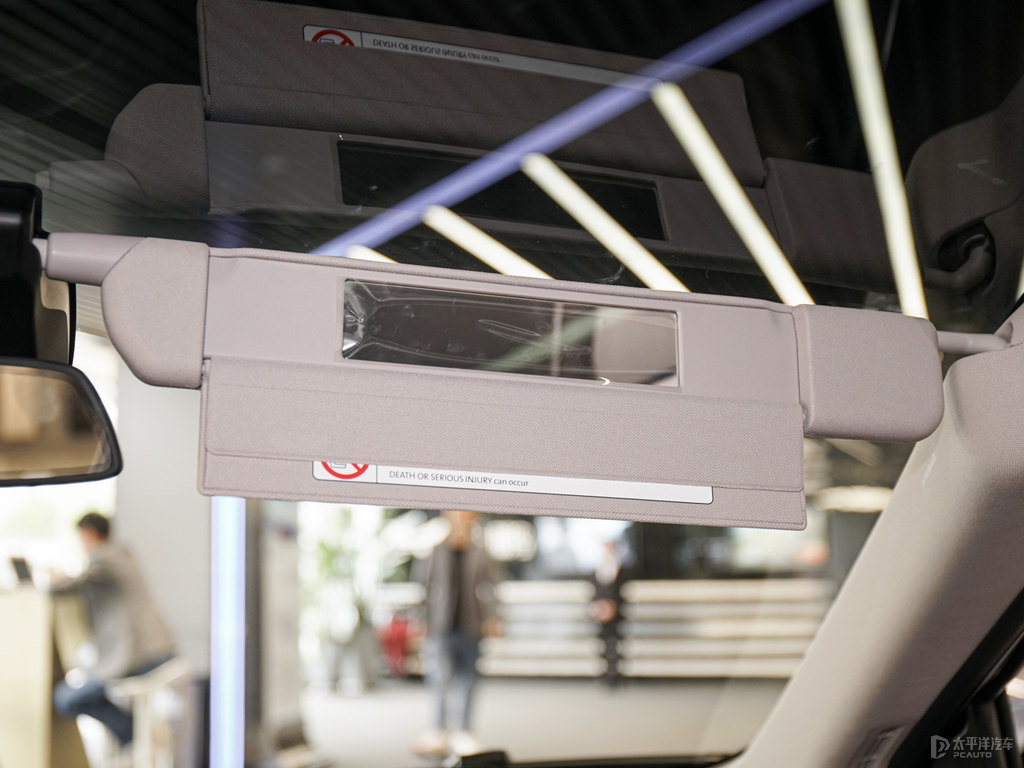 元氣白小鵬G3車廂內(nèi)飾圖片