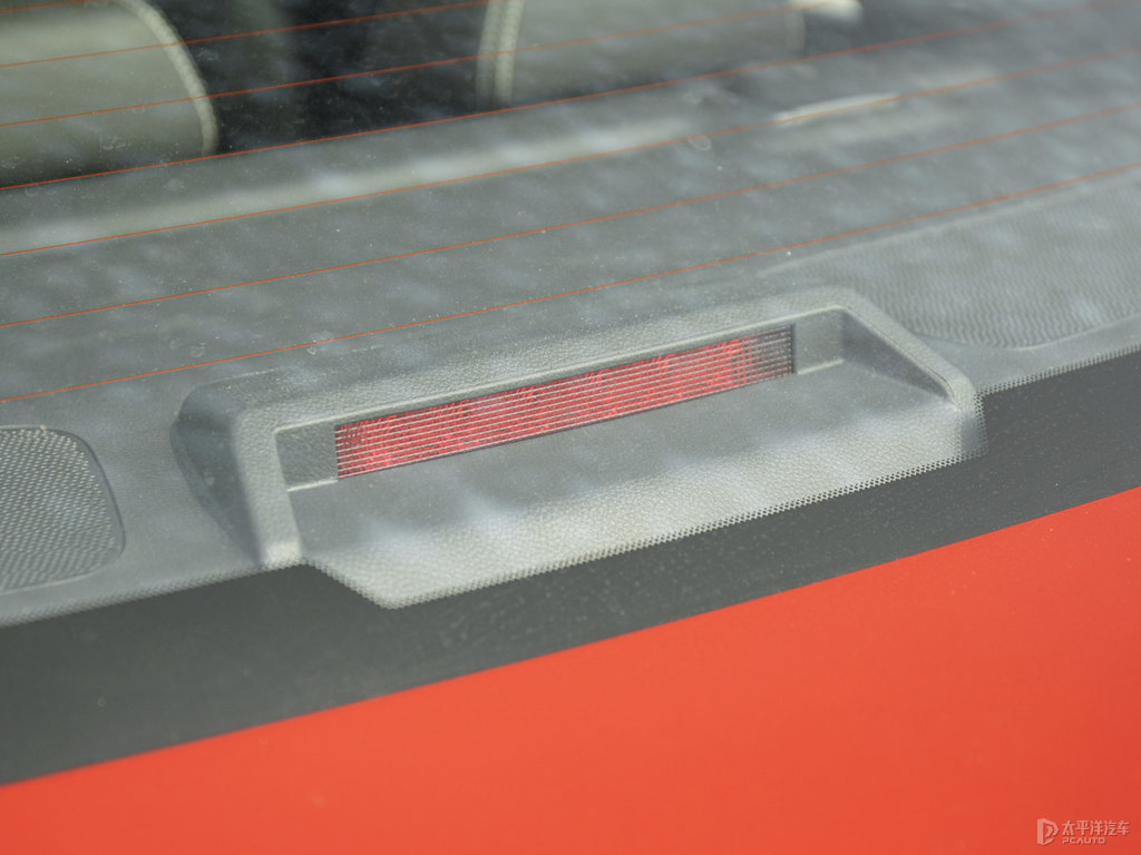 赤兔紅啟辰D60車尾外觀圖片