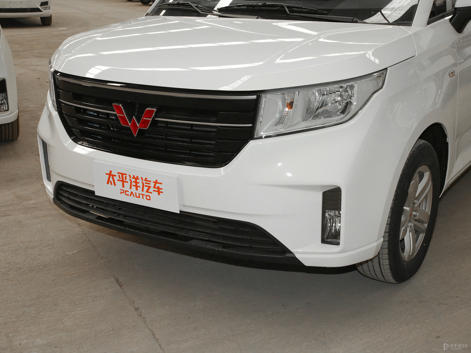 五菱宏光PLUS外觀高清大圖