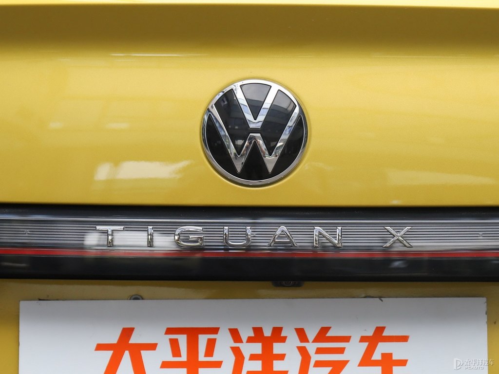 疾風(fēng)黃途觀X車尾外觀圖片