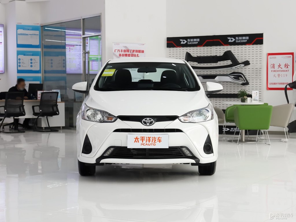 天際白YARiS L 致享整車外觀外觀圖片