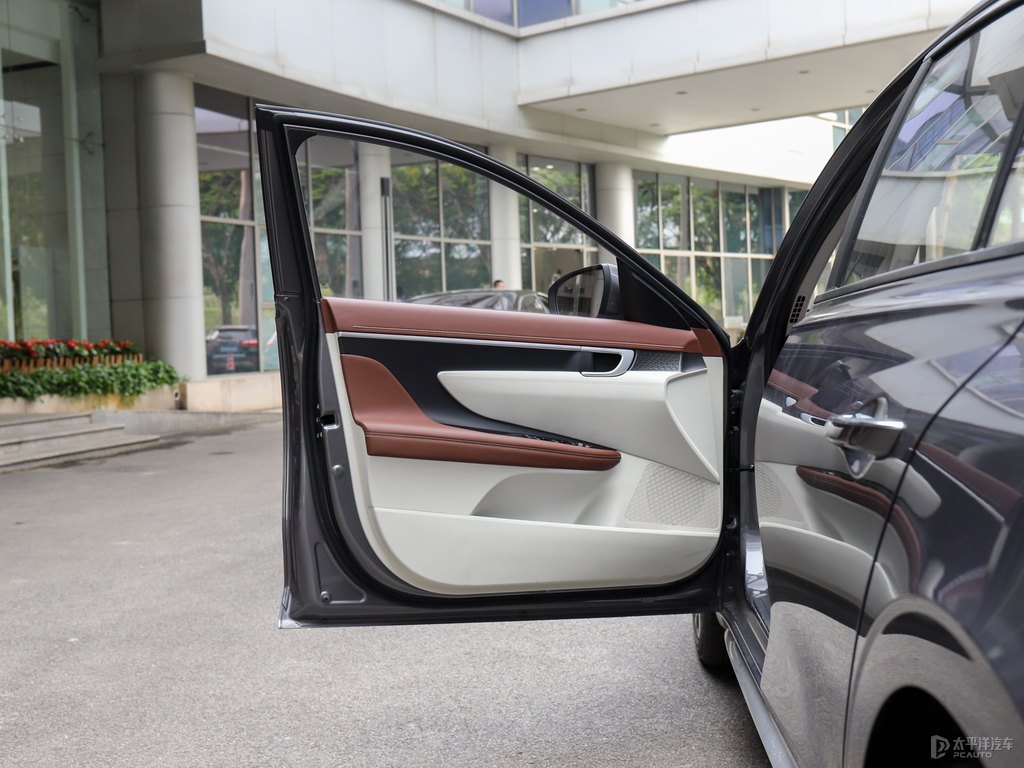 魔法灰名圖車廂內(nèi)飾圖片