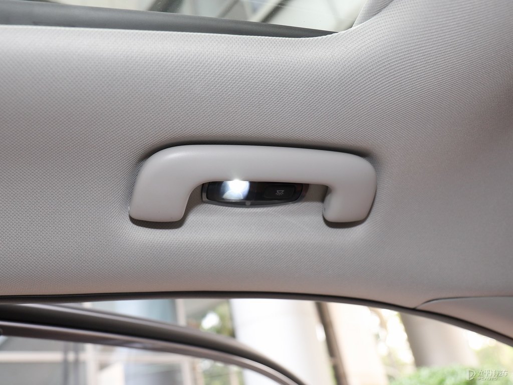 魔法灰名圖車廂內(nèi)飾圖片