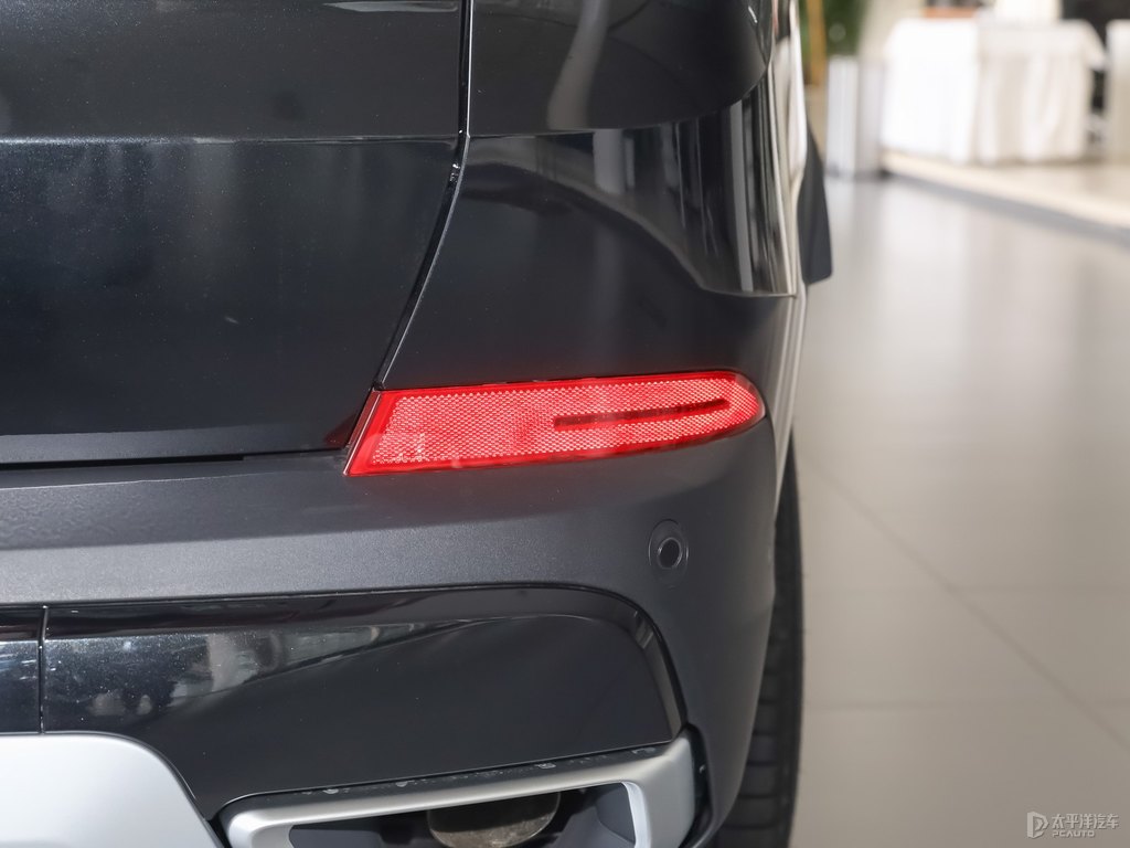 寶馬X5(進口)車尾外觀圖片