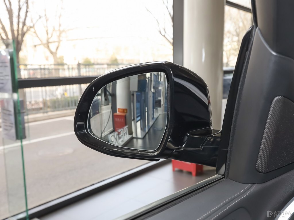 寶馬X5(進(jìn)口)車(chē)身外觀(guān)圖片