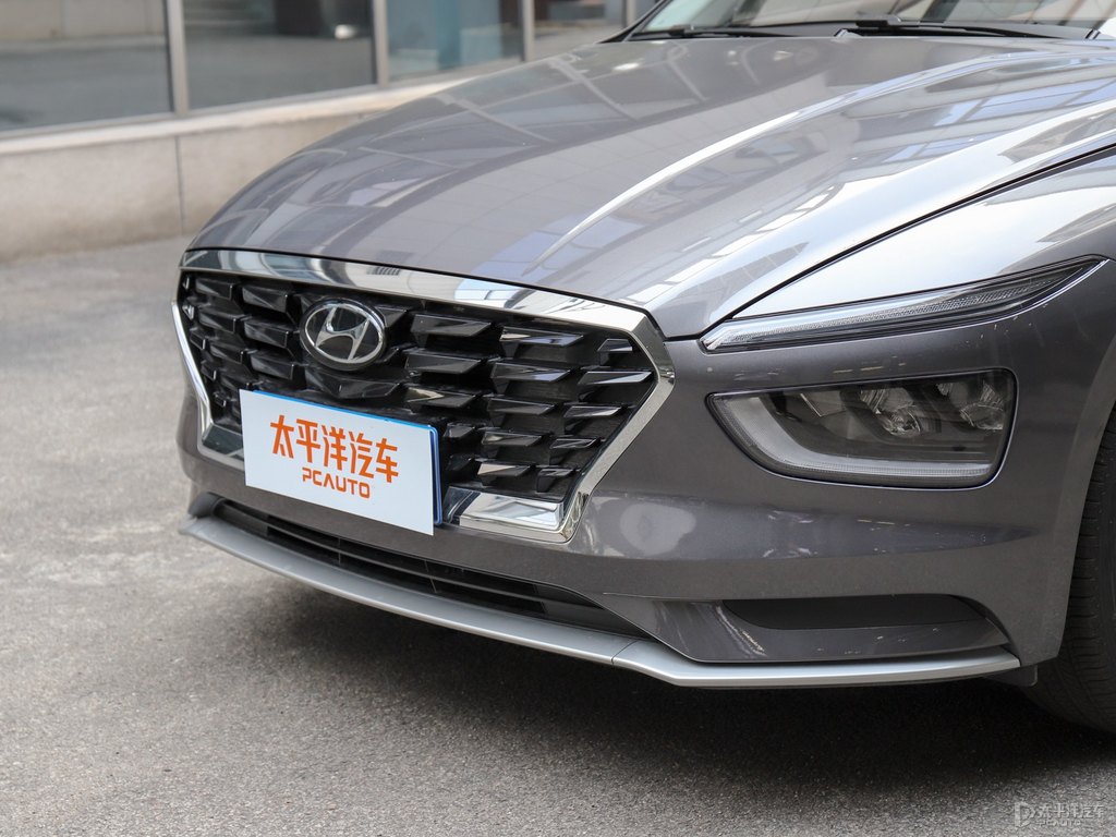 魔法灰名圖車頭外觀圖片