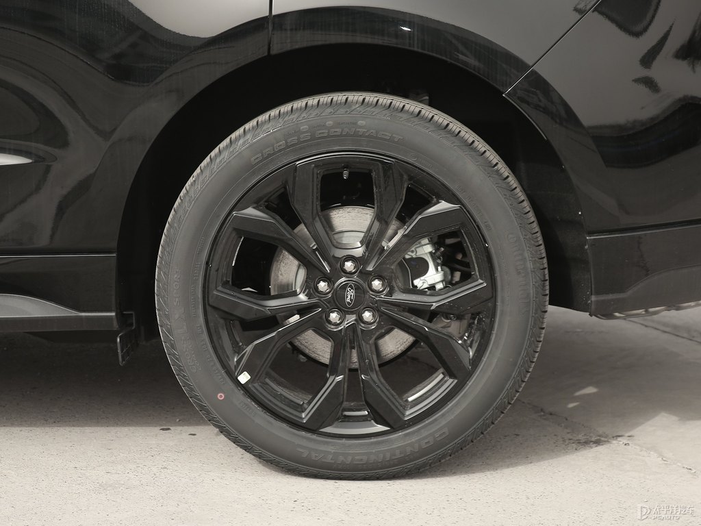 慕夜黑銳界L車身外觀圖片