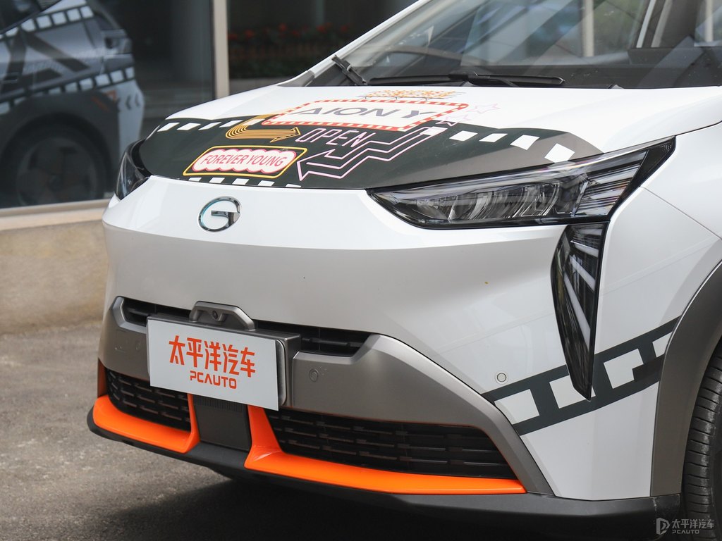 珍珠白AION Y車頭外觀圖片