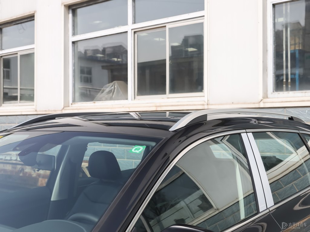碳晶灰途岳車身外觀圖片