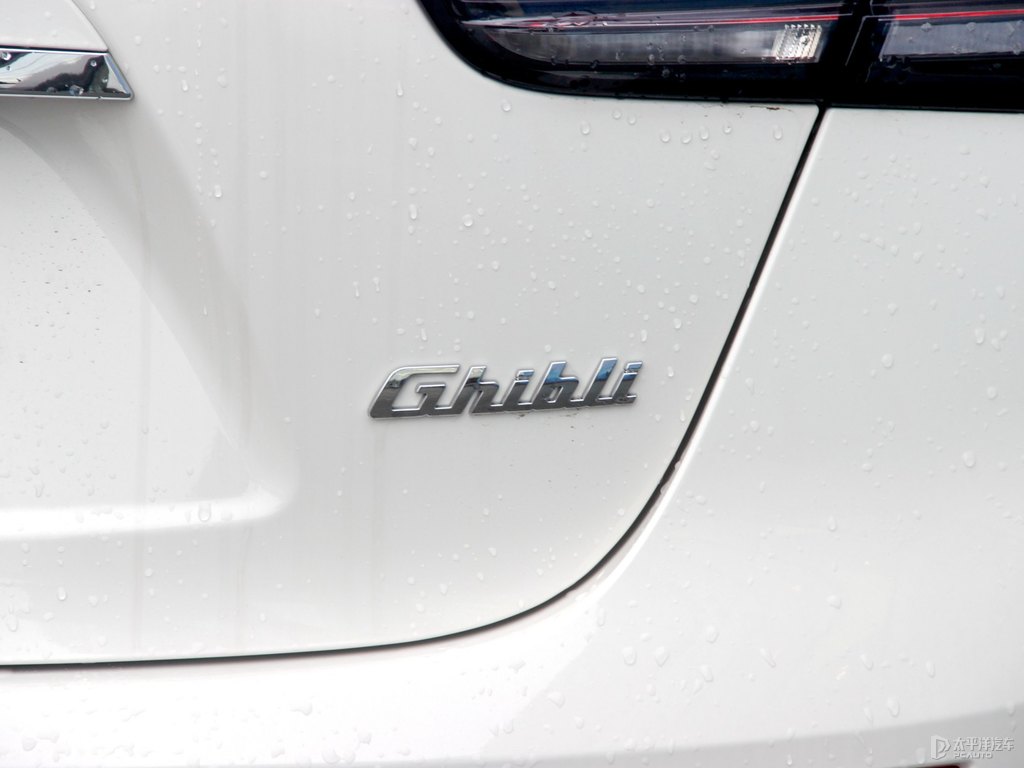 F׬ɯGhibli܇β^DƬ