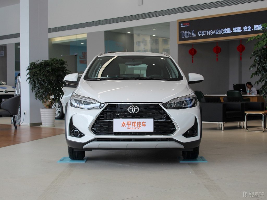 天際白YARiS L 致炫X整車外觀外觀圖片