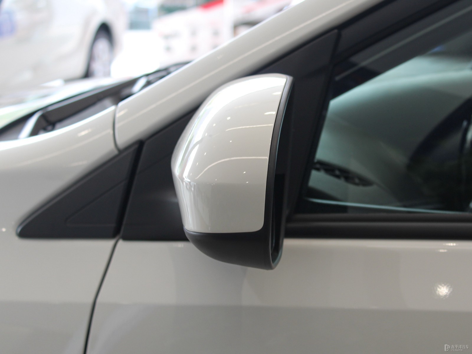YARiS L 致炫X外觀高清大圖