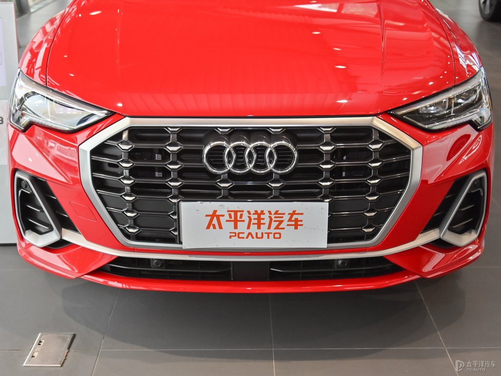 探戈紅奧迪Q3車頭外觀圖片