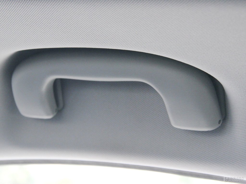 極速紅名爵ZS車(chē)廂內(nèi)飾圖片