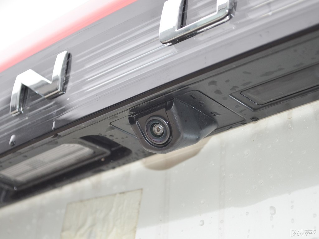珠光白啟辰D60車尾外觀圖片