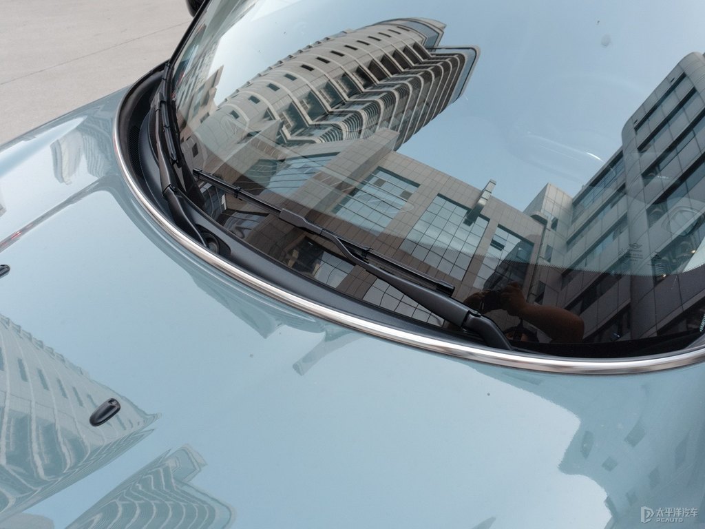 ȼMINI COUNTRYMAN܇^DƬ