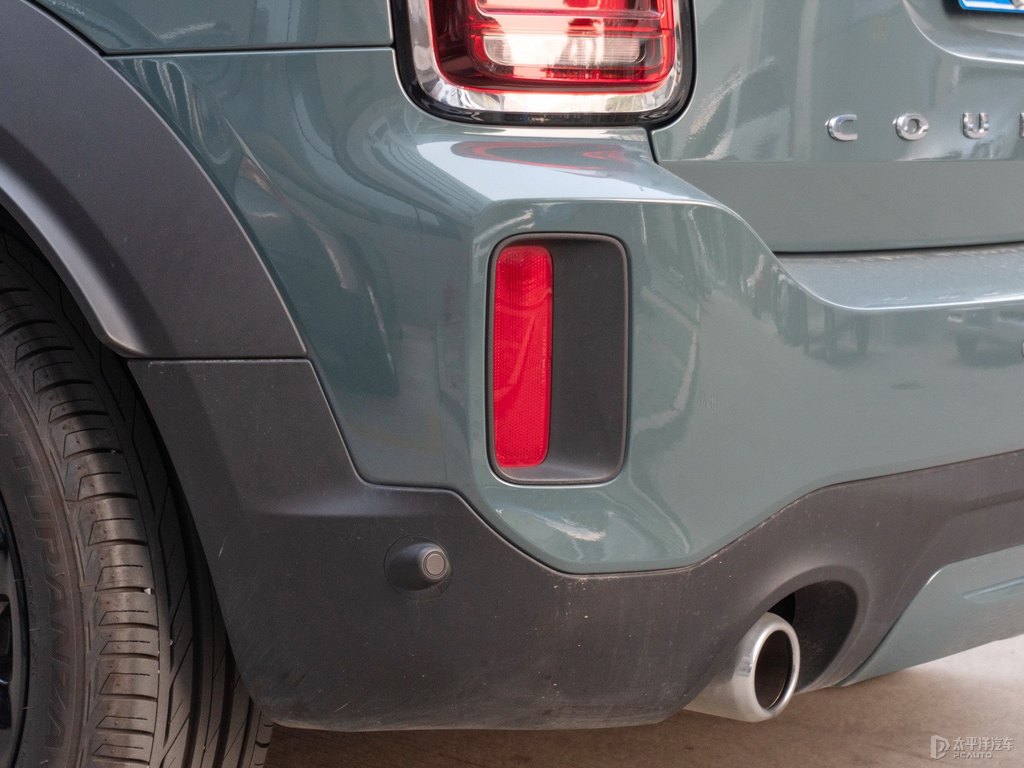 ȼMINI COUNTRYMAN܇β^DƬ