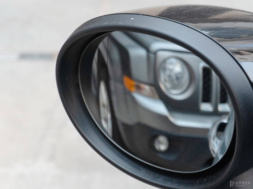 ȼMINI COUNTRYMAN܇^DƬ