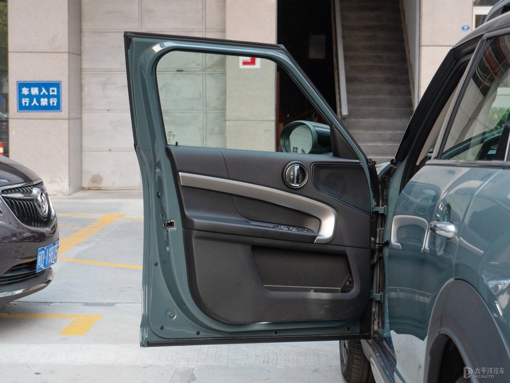 ȼMINI COUNTRYMAN܇(ni)DƬ
