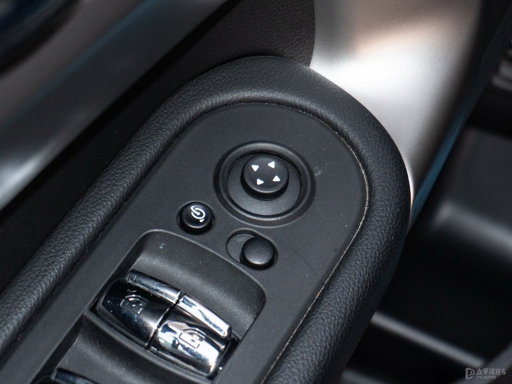 ȼMINI COUNTRYMAN܇(ni)DƬ