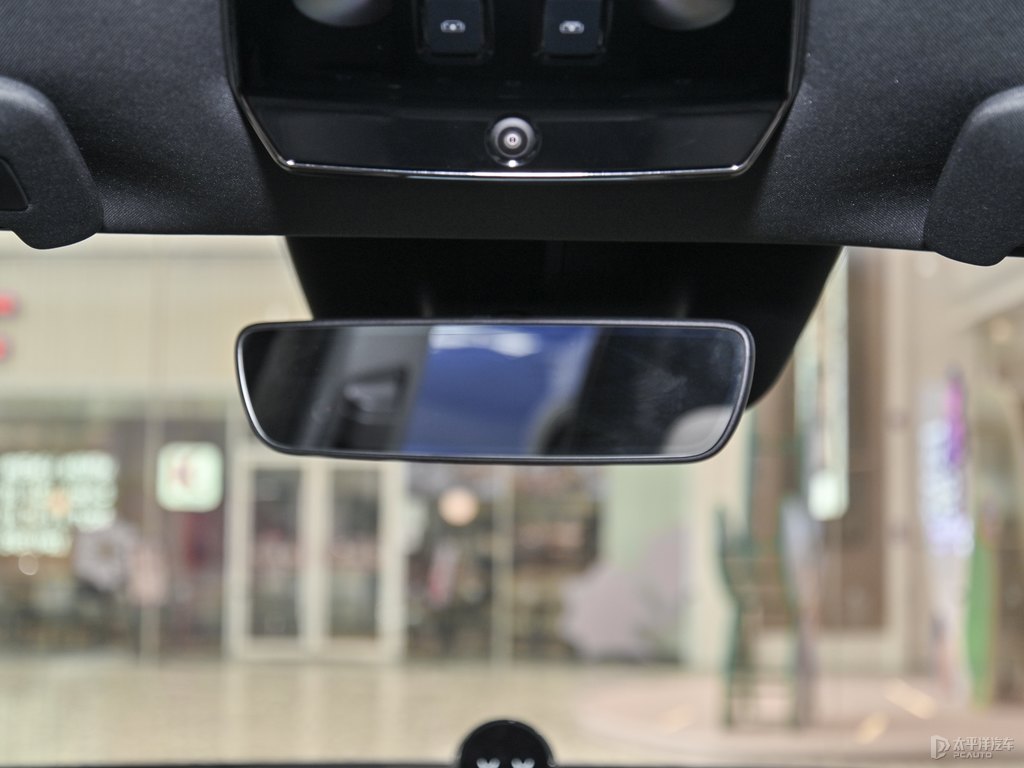 云白蔚來ES8車廂內(nèi)飾圖片