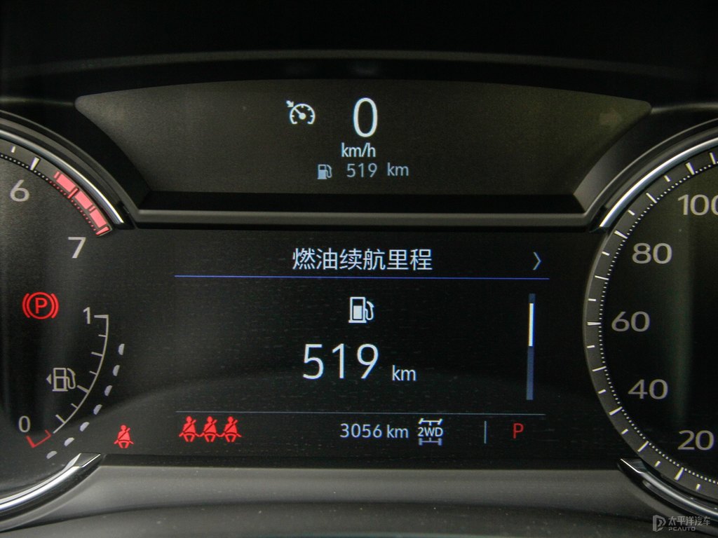 曜黑凱迪拉克XT5中控內(nèi)飾圖片