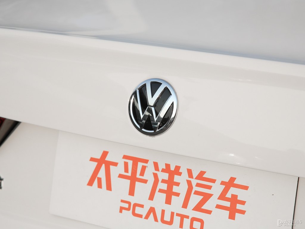 平安白桑塔納車尾外觀圖片