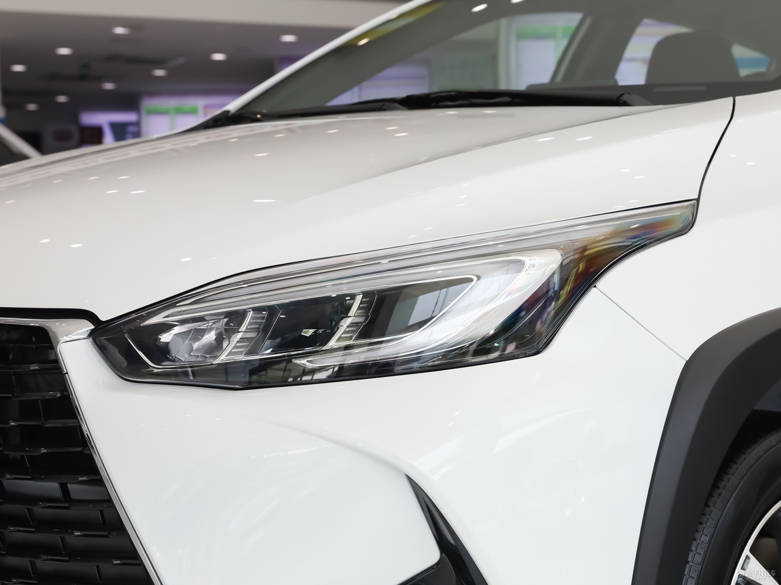 YARiS L 致炫X外觀高清大圖