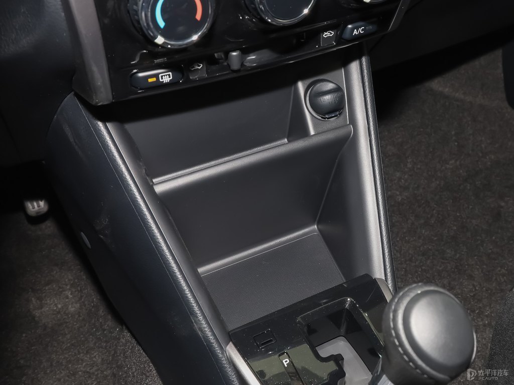 天際白YARiS L 致炫X儲物空間空間圖片
