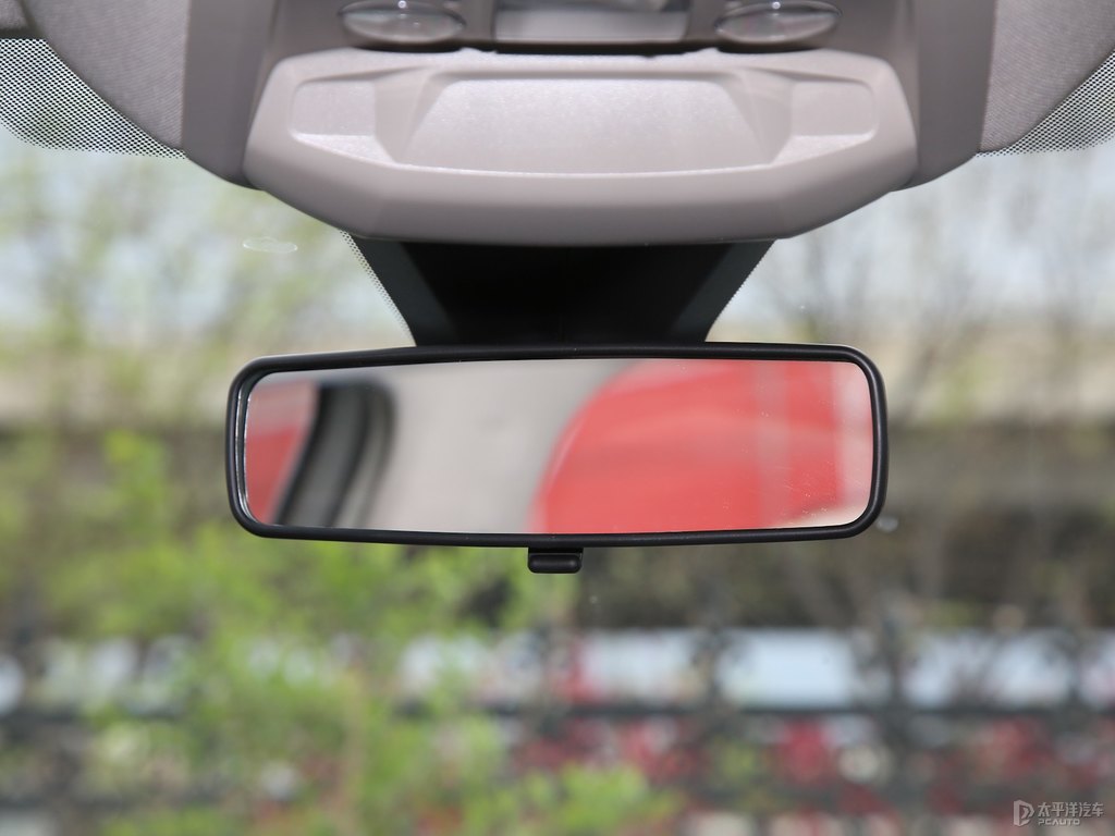 珠光白標(biāo)致4008車廂內(nèi)飾圖片
