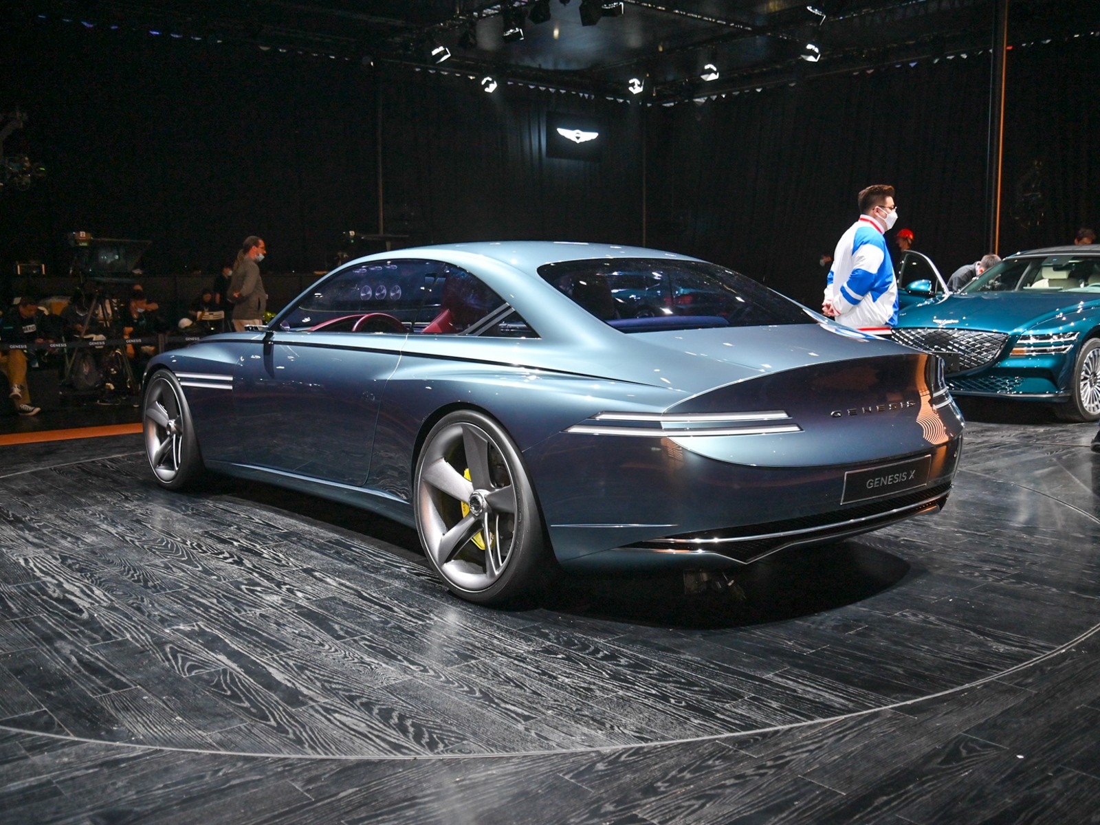捷尼賽思 X車(chē)展高清大圖