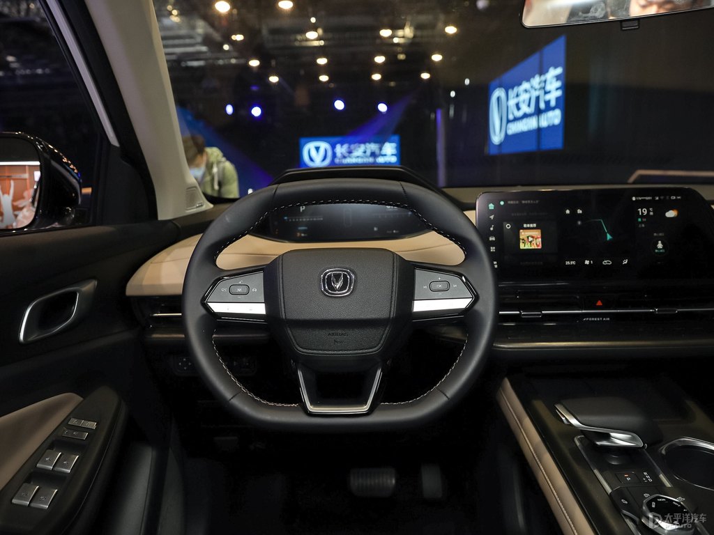 長(zhǎng)安CS55PLUS圖片