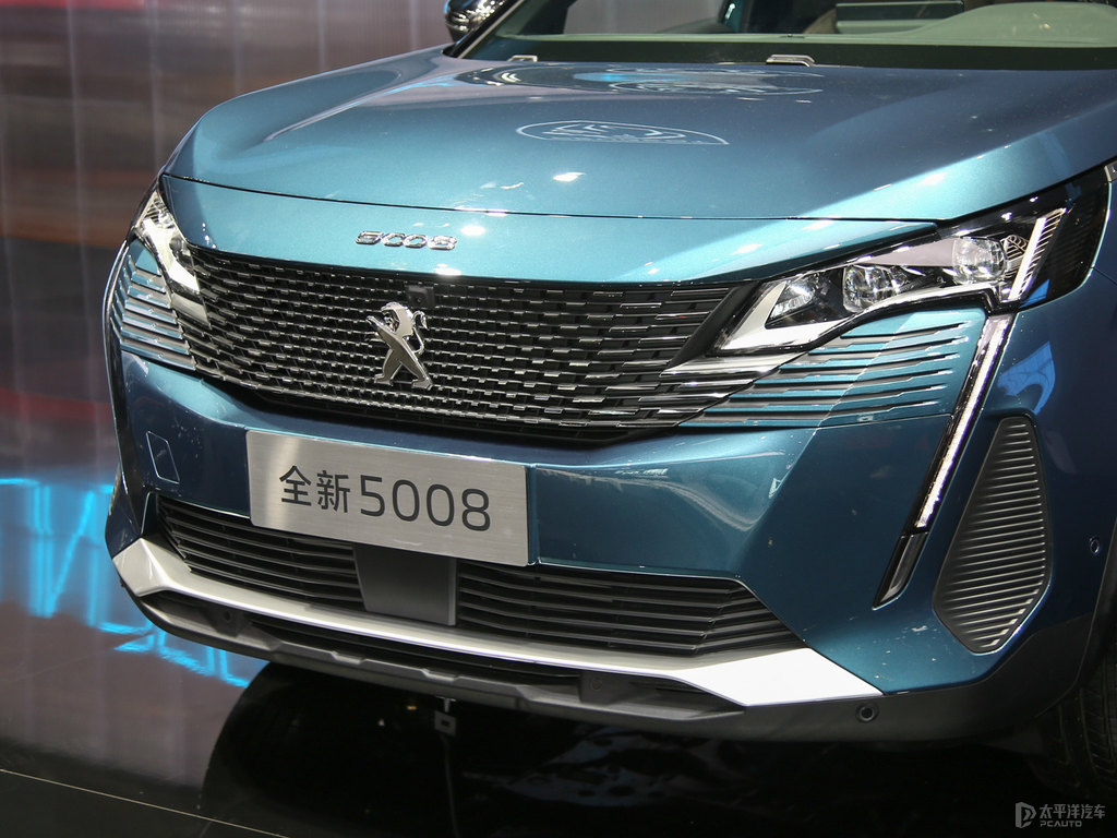 冰山藍(lán)標(biāo)致5008車頭外觀圖片