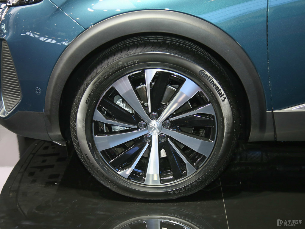 冰山藍(lán)標(biāo)致5008車身外觀圖片