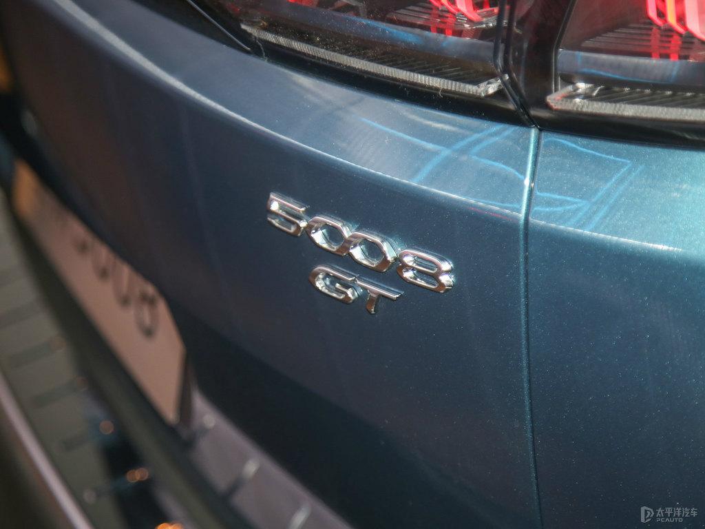 冰山藍(lán)標(biāo)致5008車尾外觀圖片