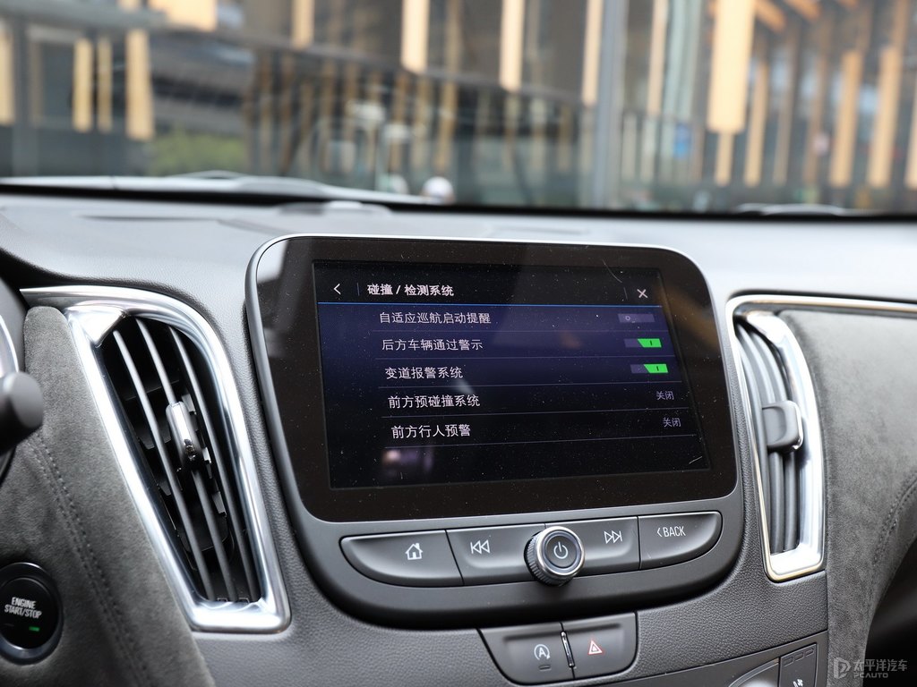 珠光黑邁銳寶XL中控內飾圖片