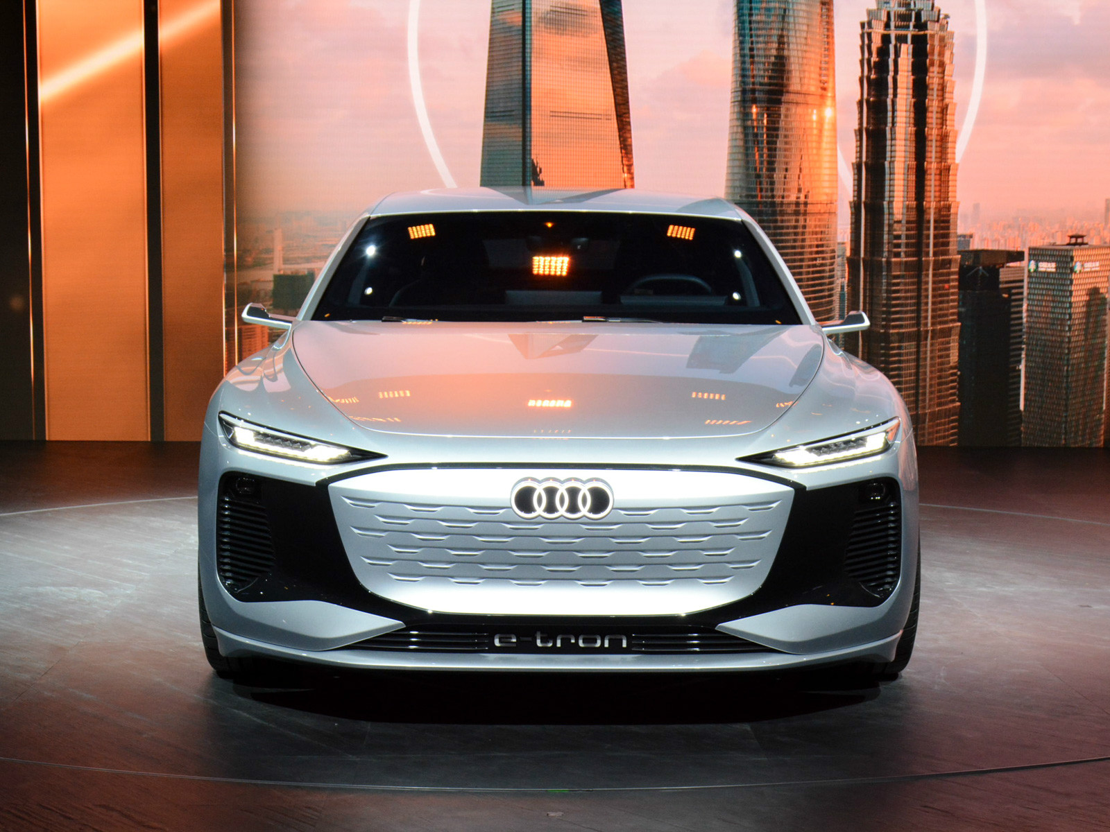 奧迪A6新能源(進(jìn)口)車展高清大圖