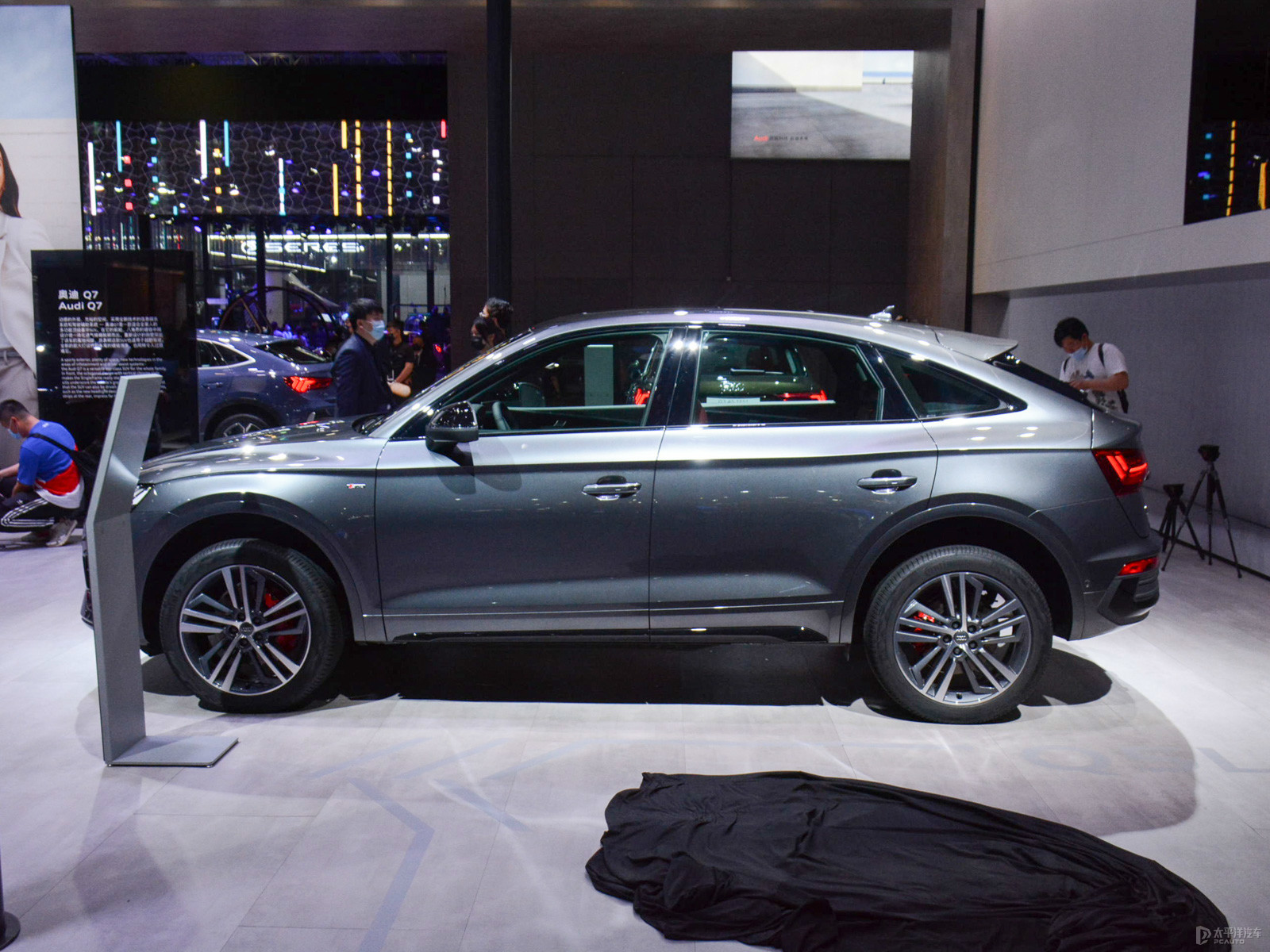 奧迪Q5L Sportback外觀高清大圖
